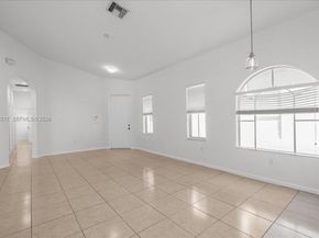 3954 NE 13th Dr, Homestead FL 33033