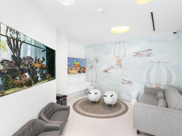 300 S Pointe Drive 801, Miami Beach FL 33139
