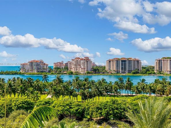 300 S Pointe Drive 801, Miami Beach FL 33139