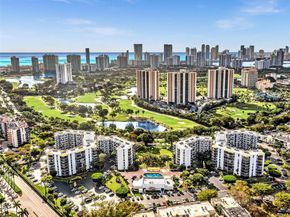20500 W Country Club Dr 203, Aventura FL 33180