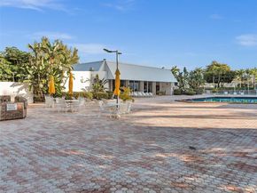 20500 W Country Club Dr 203, Aventura FL 33180