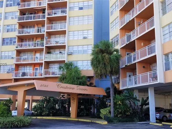2025 NE 164th St 414, North Miami Beach FL 33162