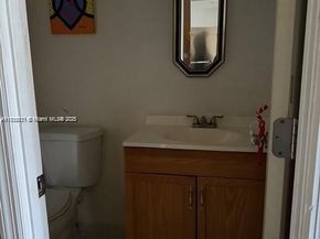 2025 NE 164th St 414, North Miami Beach FL 33162