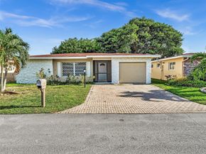 1020 NW 48th Pl, Deerfield Beach FL 33064