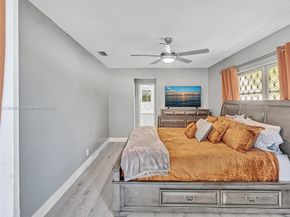 1020 NW 48th Pl, Deerfield Beach FL 33064