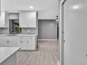 1020 NW 48th Pl, Deerfield Beach FL 33064