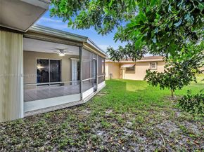 1020 NW 48th Pl, Deerfield Beach FL 33064