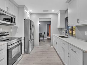 1020 NW 48th Pl, Deerfield Beach FL 33064