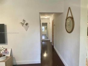 702 Boabadilla St, Coral Gables FL 33134