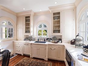 1033 Hardee Rd, Coral Gables FL 33146