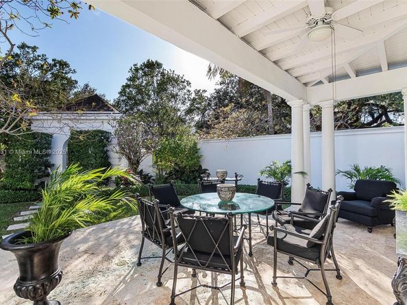 1033 Hardee Rd, Coral Gables FL 33146