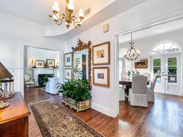 1033 Hardee Rd, Coral Gables FL 33146