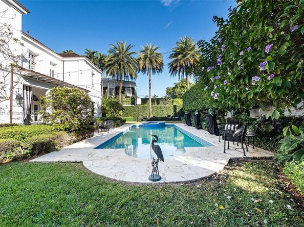 1033 Hardee Rd, Coral Gables FL 33146
