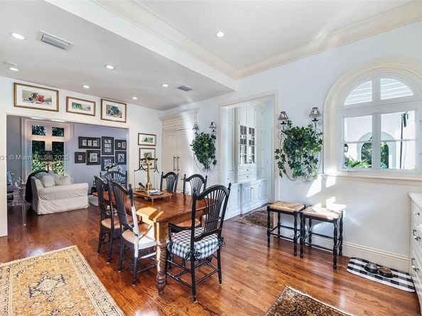 1033 Hardee Rd, Coral Gables FL 33146