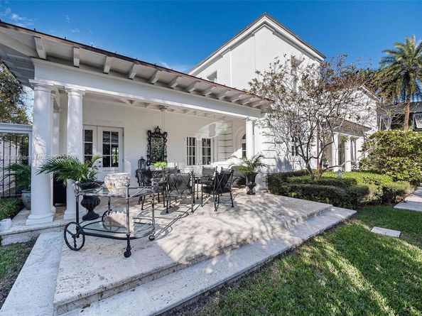 1033 Hardee Rd, Coral Gables FL 33146