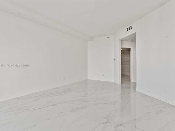 2000 Island Blvd PH5, Aventura FL 33160