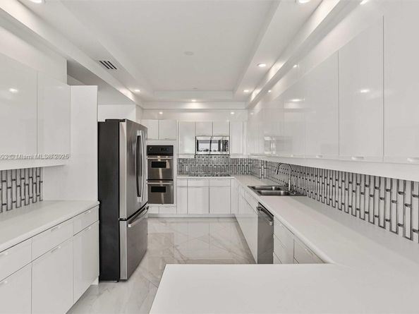 2000 Island Blvd PH5, Aventura FL 33160