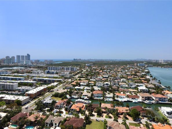 1000 Island Blvd PH2, Aventura FL 33160
