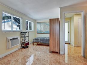 Undisclosed Address #A11974351, Palmetto Bay FL 33157