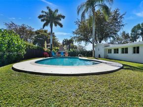 Undisclosed Address #A11974351, Palmetto Bay FL 33157