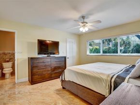 Undisclosed Address #A11974351, Palmetto Bay FL 33157