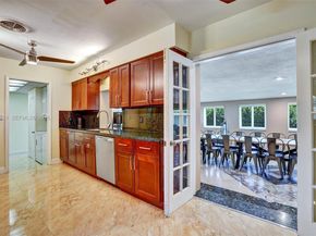 Undisclosed Address #A11974351, Palmetto Bay FL 33157