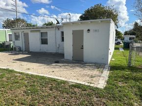 2097 Wilmington St, Opa-Locka FL 33054