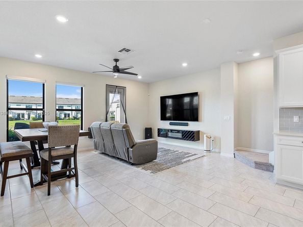 2157 S Appleton Cir S 2157, Oakland Park FL 33309