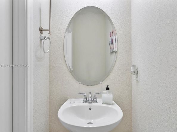 2157 S Appleton Cir S 2157, Oakland Park FL 33309