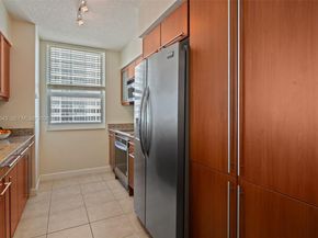 2080 S Ocean Dr 1402, Hallandale Beach FL 33009