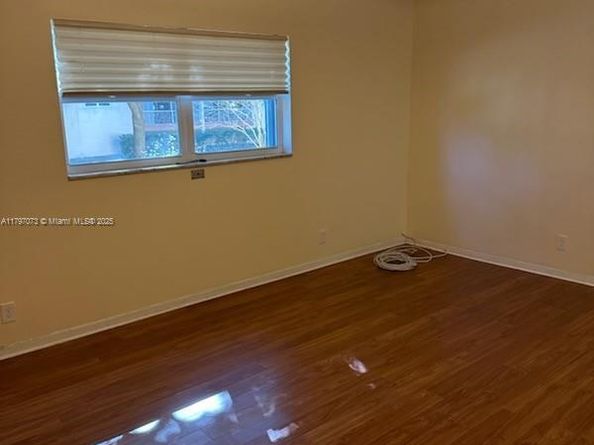 6731 Cypress Rd 110, Plantation FL 33317