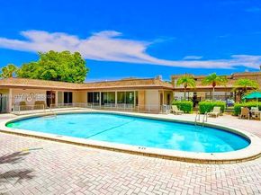 2451 SW 82nd Ave 106, Davie FL 33324