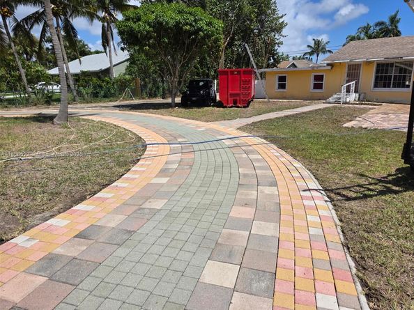 1803 Service Rd, North Palm Beach FL 33408