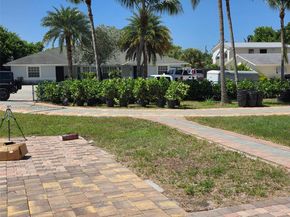 1803 Service Rd, North Palm Beach FL 33408