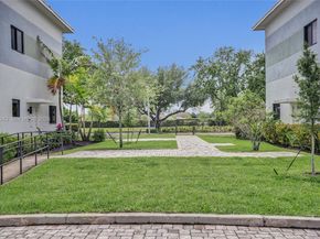 4373 NW 9th St, Plantation FL 33317