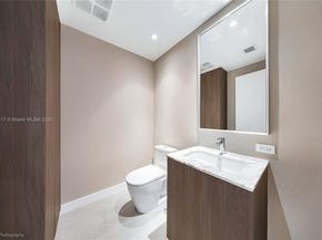 500 Alton Rd 1906, Miami Beach FL 33139