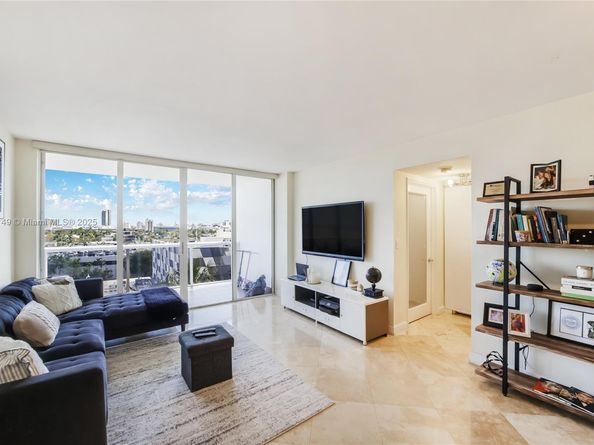 1900 Sunset Harbour Dr 811, Miami Beach FL 33139