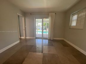2770 NE 8th Ct, Pompano Beach FL 33062