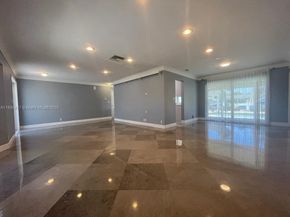 2770 NE 8th Ct, Pompano Beach FL 33062