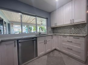 2770 NE 8th Ct, Pompano Beach FL 33062