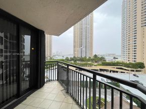 540 Brickell Key Dr 1006, Miami FL 33131