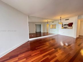 540 Brickell Key Dr 1006, Miami FL 33131