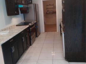 1265 NE 138th St, North Miami FL 33161