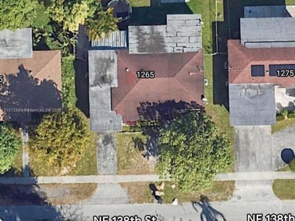 1265 NE 138th St, North Miami FL 33161