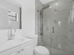 2460 NW 175th St, Miami Gardens FL 33056
