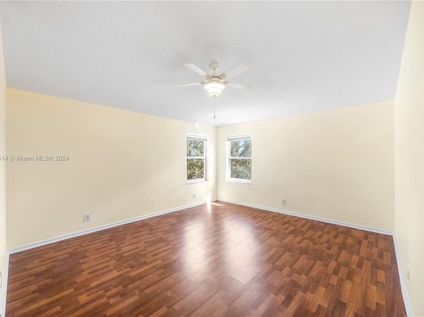 751 SW 191st Ave, Pembroke Pines FL 33029