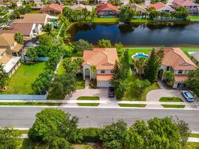 751 SW 191st Ave, Pembroke Pines FL 33029