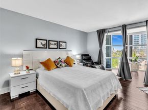 6423 Collins Ave 409, Miami Beach FL 33141