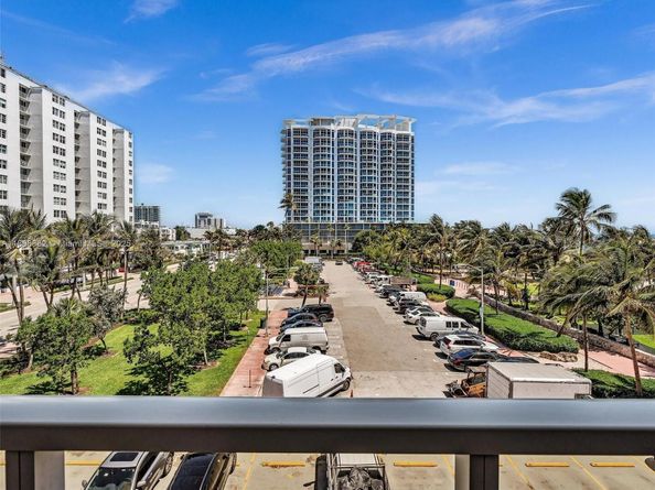 6423 Collins Ave 409, Miami Beach FL 33141