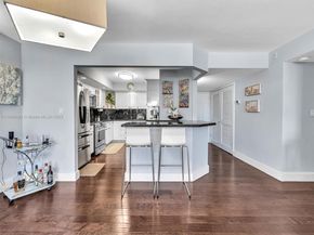 6423 Collins Ave 409, Miami Beach FL 33141